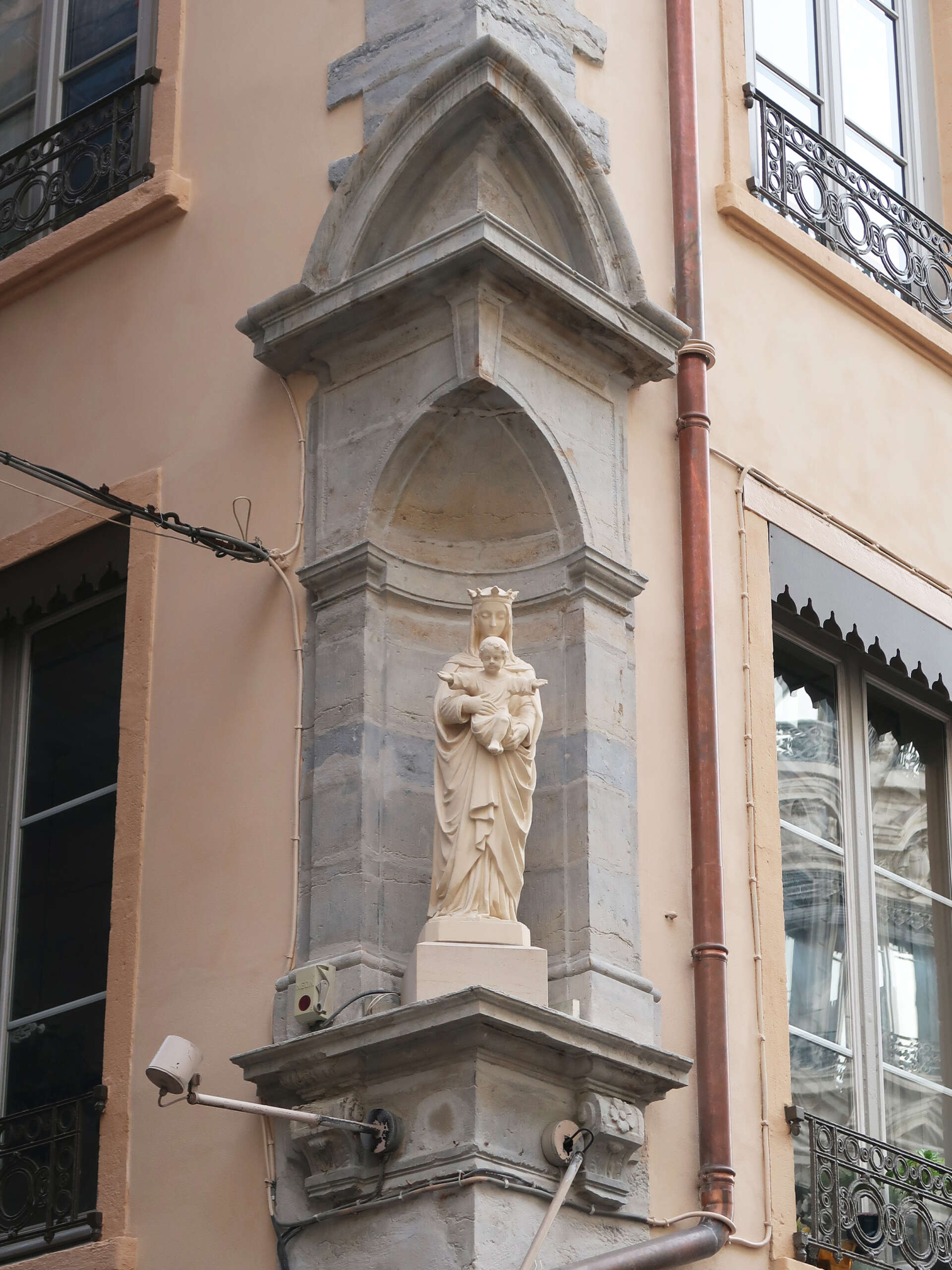 You are currently viewing Samedi 14 mars 2026 : visite guidée dans le quartier de Saint-Nizier