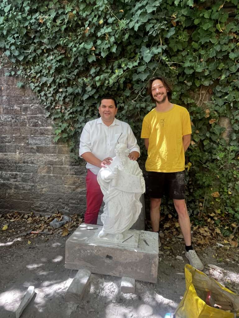 Lire la suite à propos de l’article Création d&rsquo;une statue de saint Irénée par Antonin Contesse